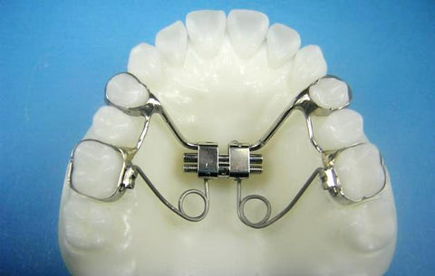 MDA Maxillary Distalizer Orthodontic Model Appliance